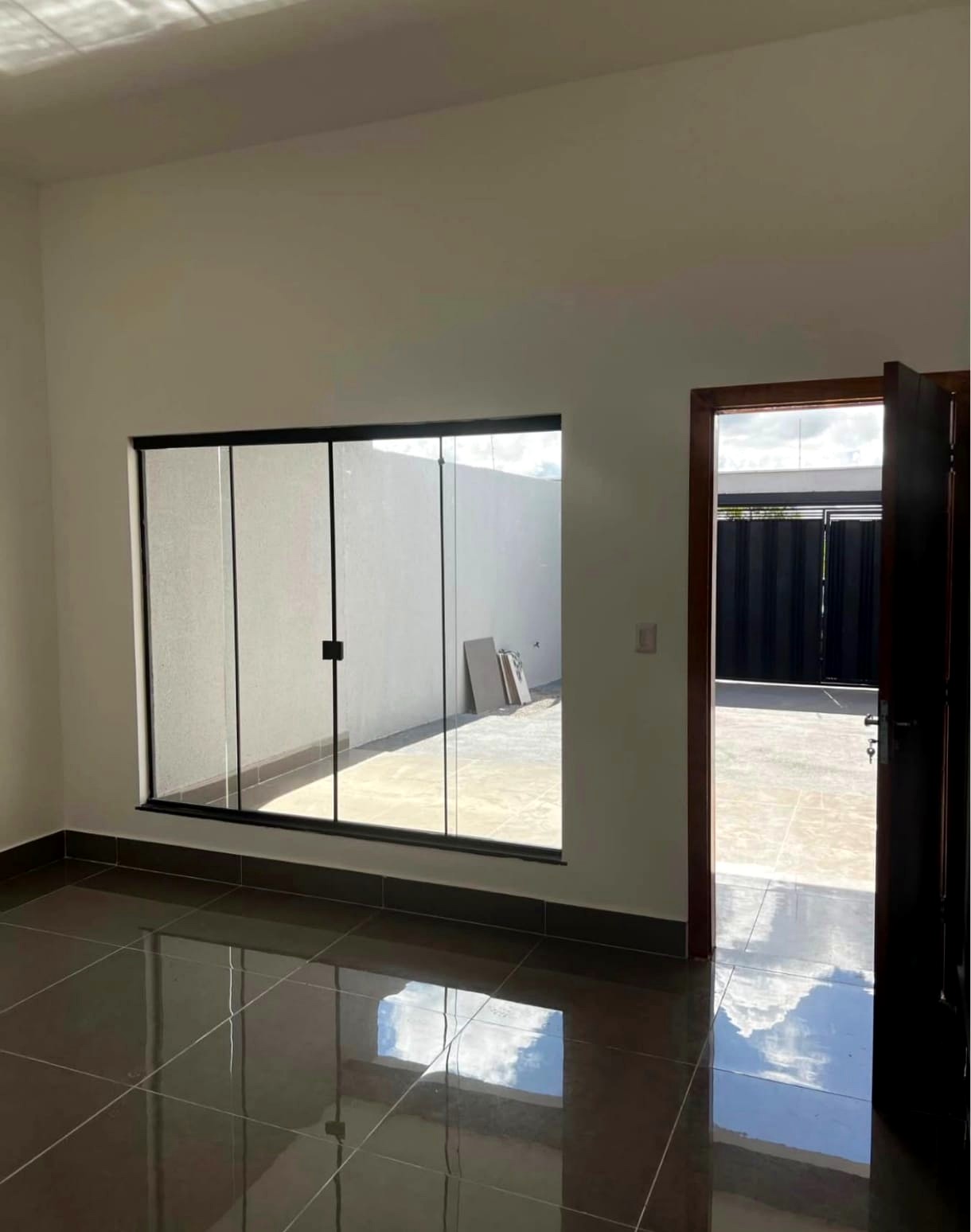 Casa À venda em GO, Luziânia — imagem 1 de 10