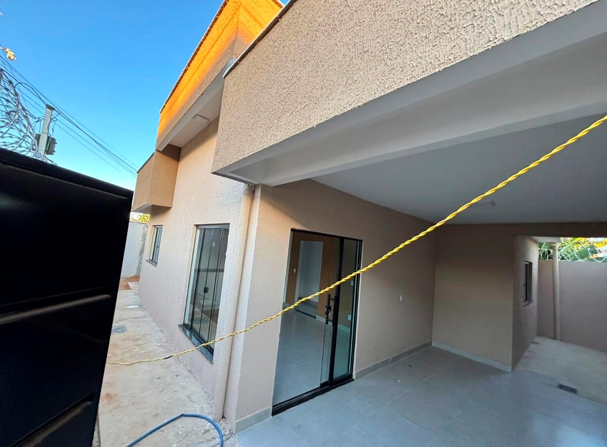 Casa à Venda - Francaroli | Goiás — imagem 1 de 8